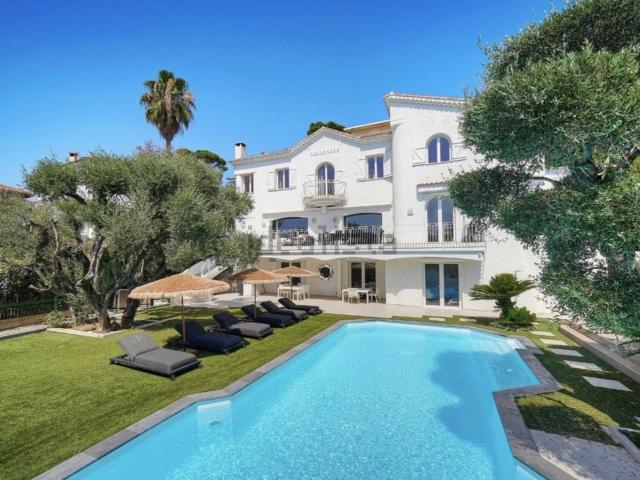 Maison, Cannes
