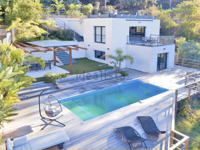 Maison, Cannes