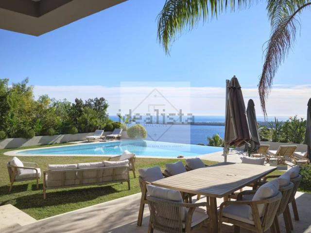 Maison, Cannes