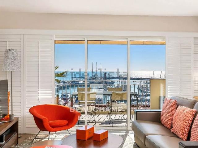 Maison, Cannes