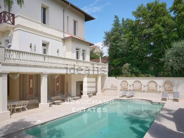 Maison, Cannes