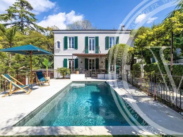 Maison, Cannes