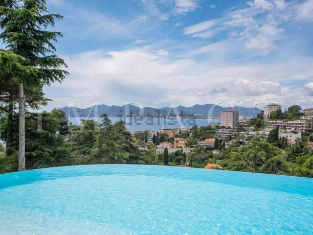 Maison, Cannes
