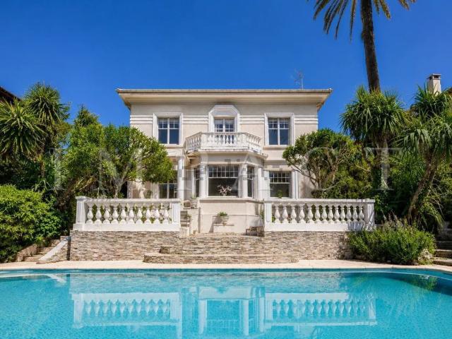 Maison, Cannes