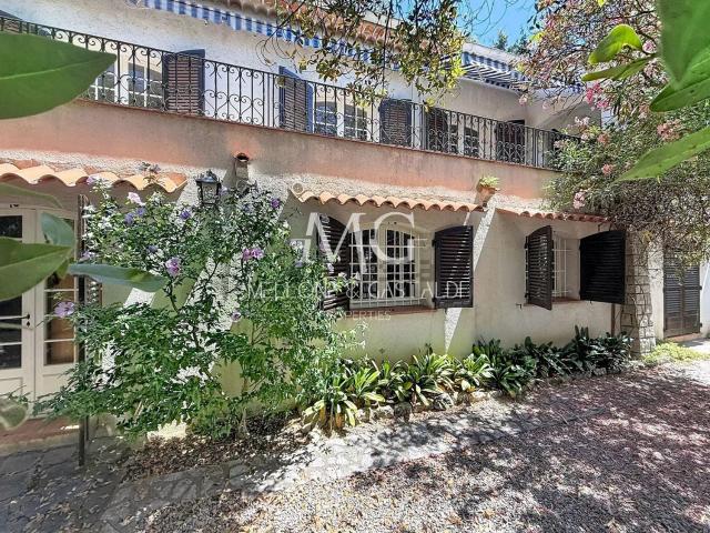 Maison, Cannes