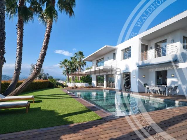 Maison, Cannes
