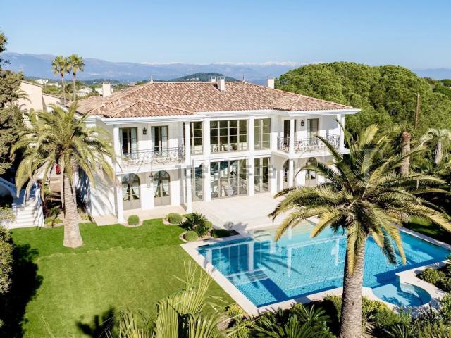 Maison, Cannes