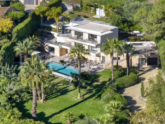 Maison, Cannes