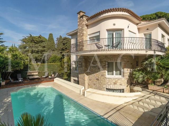 Maison, Cannes