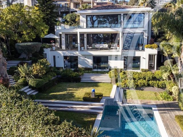 Maison, Cannes