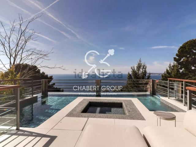 Maison, Cap d&apos Ail