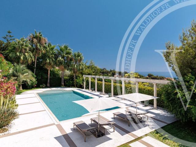 Maison, Cap d&apos Ail