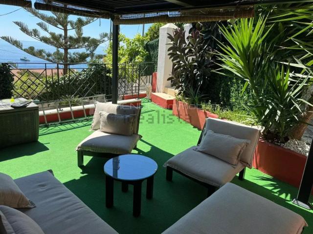 Maison, Cap d&apos Ail