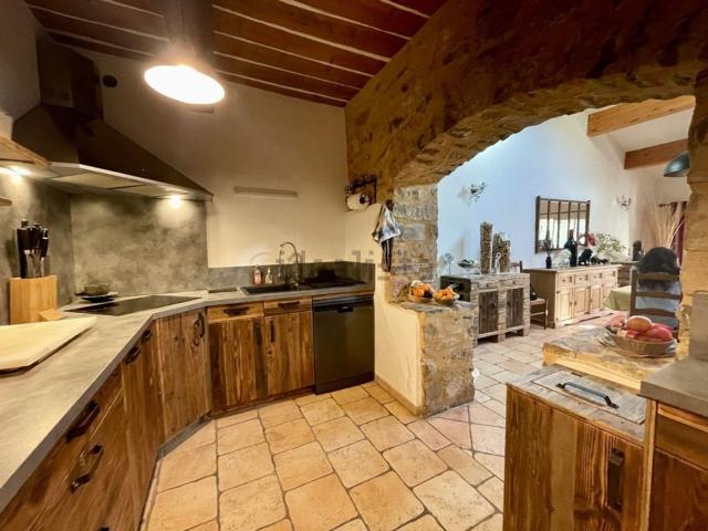 Maison, Carcès