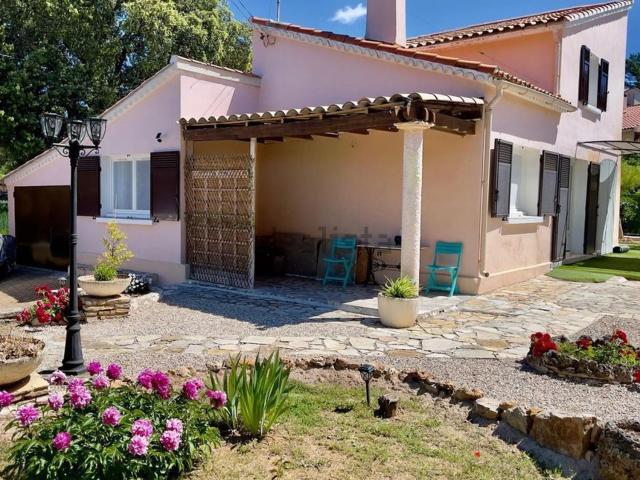Maison, Carcès