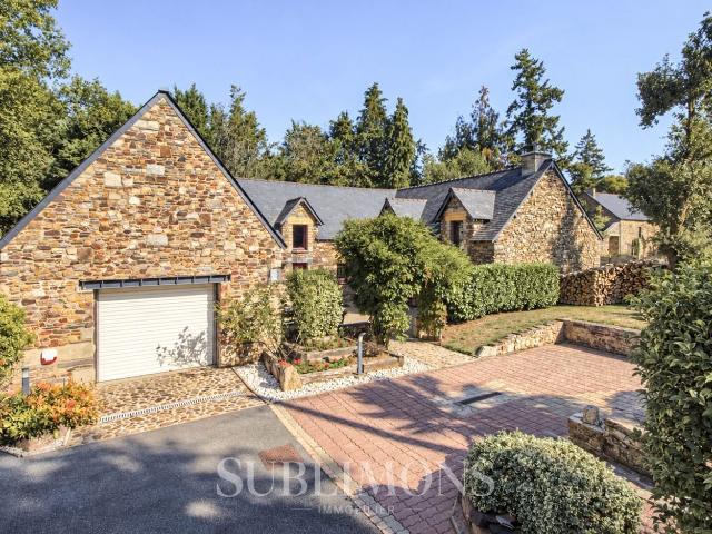 Maison, Caro