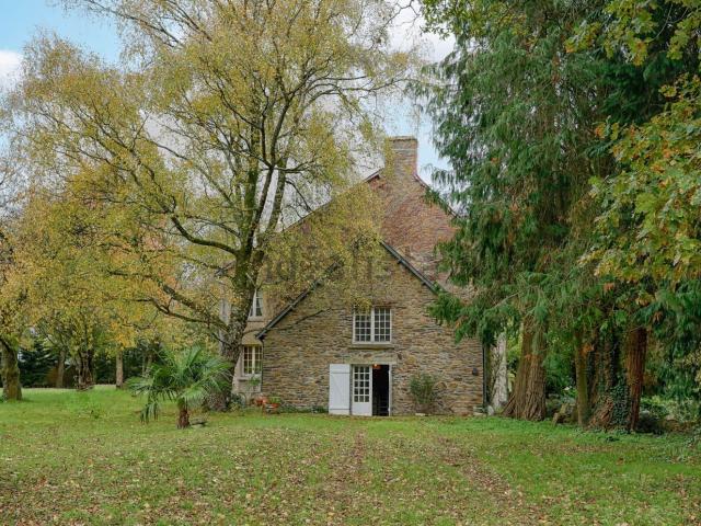 Maison, Caro