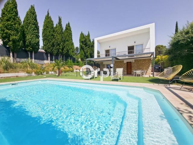 Maison, Carnoux en Provence