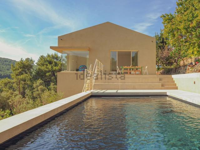 Maison, Carqueiranne