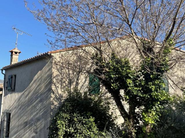 Maison, Carros