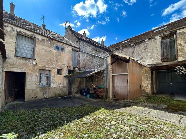 Maison, Carrières sur Seine