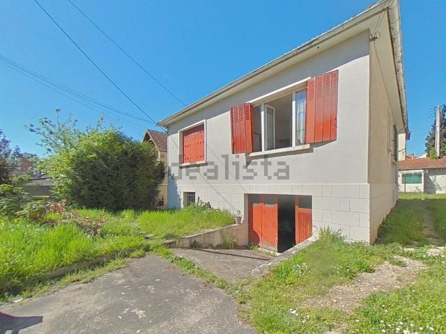 Maison, Carrières sur Seine