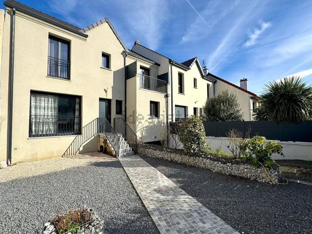 Maison, Carrières sur Seine