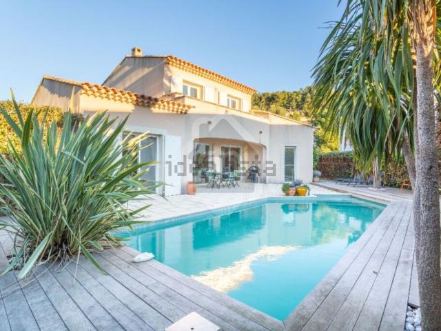 Maison, Carry le Rouet