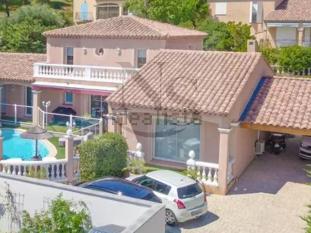 Maison, Carry le Rouet