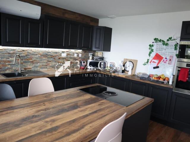 Maison, Carvin