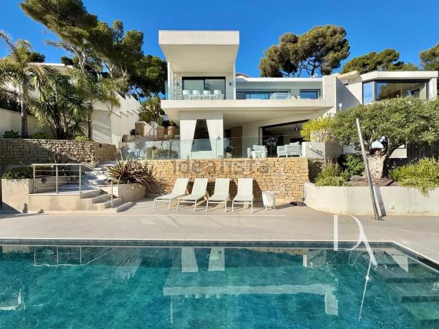 Maison, Cassis