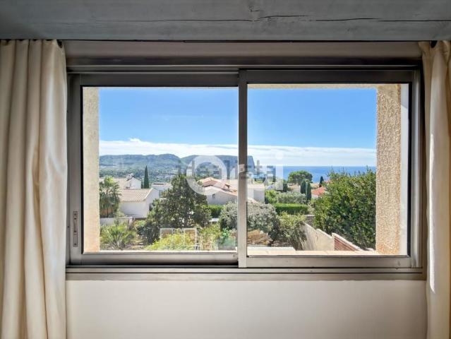Maison, Cassis