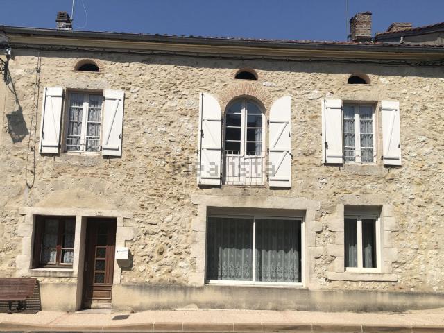 Maison, Castelnau d&apos Auzan Labarrère