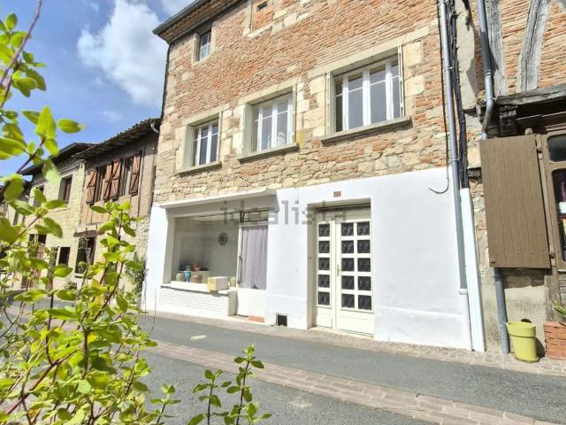 Maison, Castelnau de Montmiral