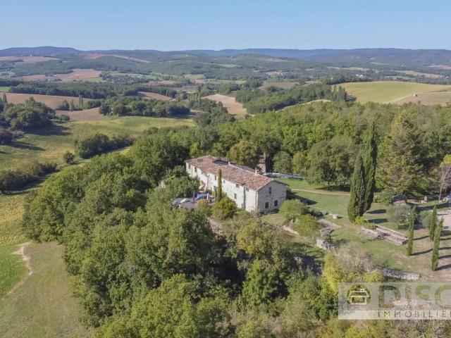 Maison, Castelnau de Montmiral