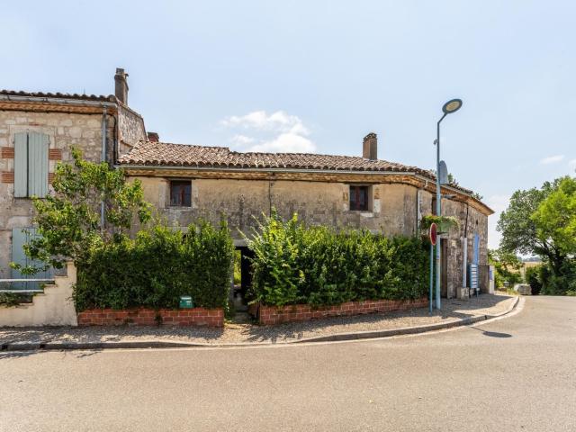 Maison, Castelsagrat