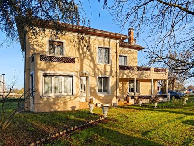 Maison, Castelsarrasin