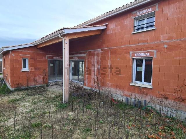 Maison, Cézac