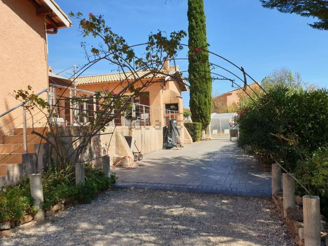 Maison, Cébazan