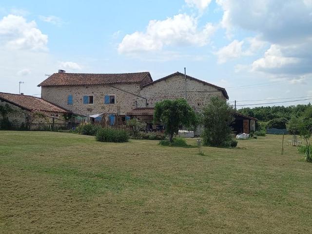Maison, Cellefrouin