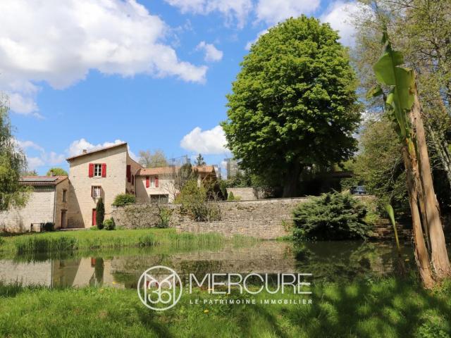 Maison, Celles sur Belle