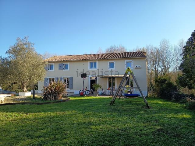 Maison, Celles sur Belle