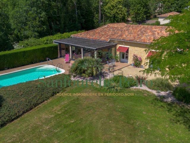 Maison, Cénac et Saint Julien
