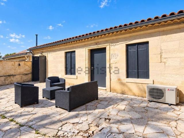 Maison, Cenon