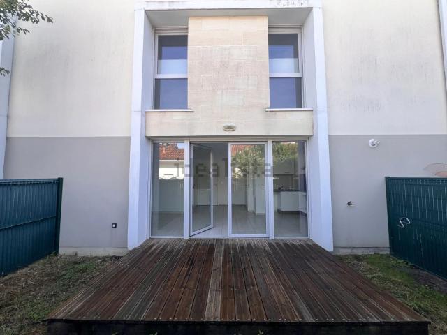 Maison, Cenon