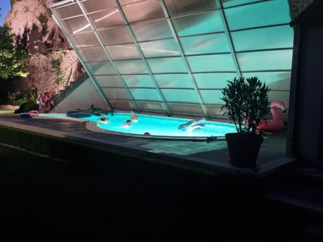 Maison centre ville avec Piscine 160m² Semur en Auxois