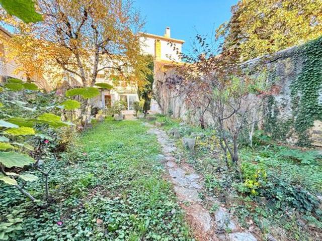 Maison centre ville 195m2, jardin, terrasses