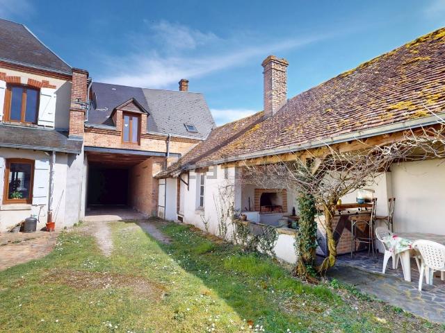 Maison, Cerdon