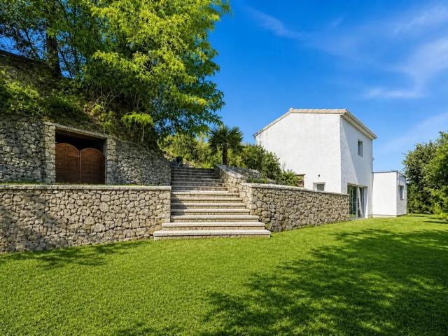 Maison, Chabeuil