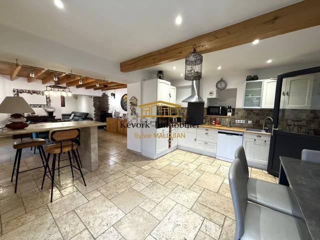 Maison, Chabeuil